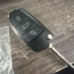2006-2015 Audi key fob